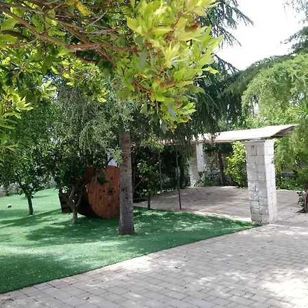 Maria, 2 Private Suites, Private Pool & Bbq